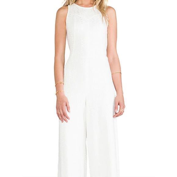 Alexis White Kalvina Halter Style Sleeveless Jumpsuit Sz S NWT‎ - Picture 1 of 15